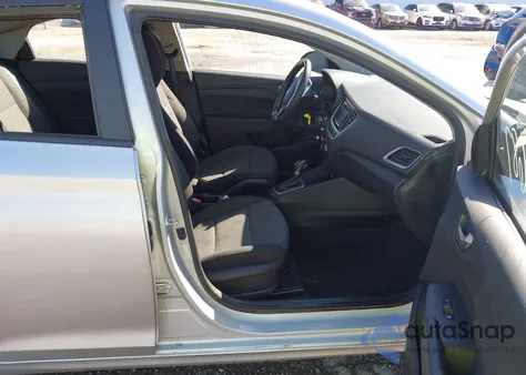 2019 Hyundai Accent Se z USA, uszkodzony, nr VIN 3KPC24A3XKE073264